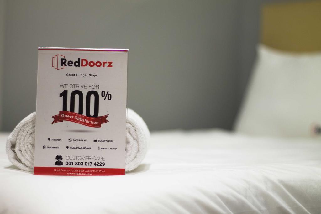 雅加达 Reddoorz @ Klender酒店 外观 照片